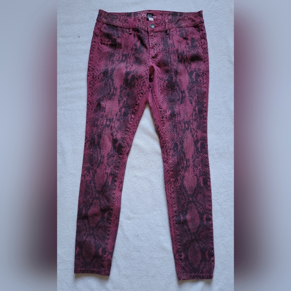 VS Siren Londen Jean red and black snakeskin print jeans, size 12,